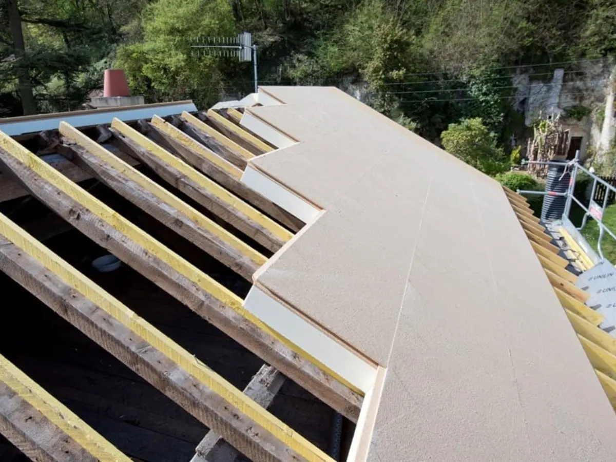 Isolation thermique maison à Agadir : solutions efficaces (chaleur & humidité)