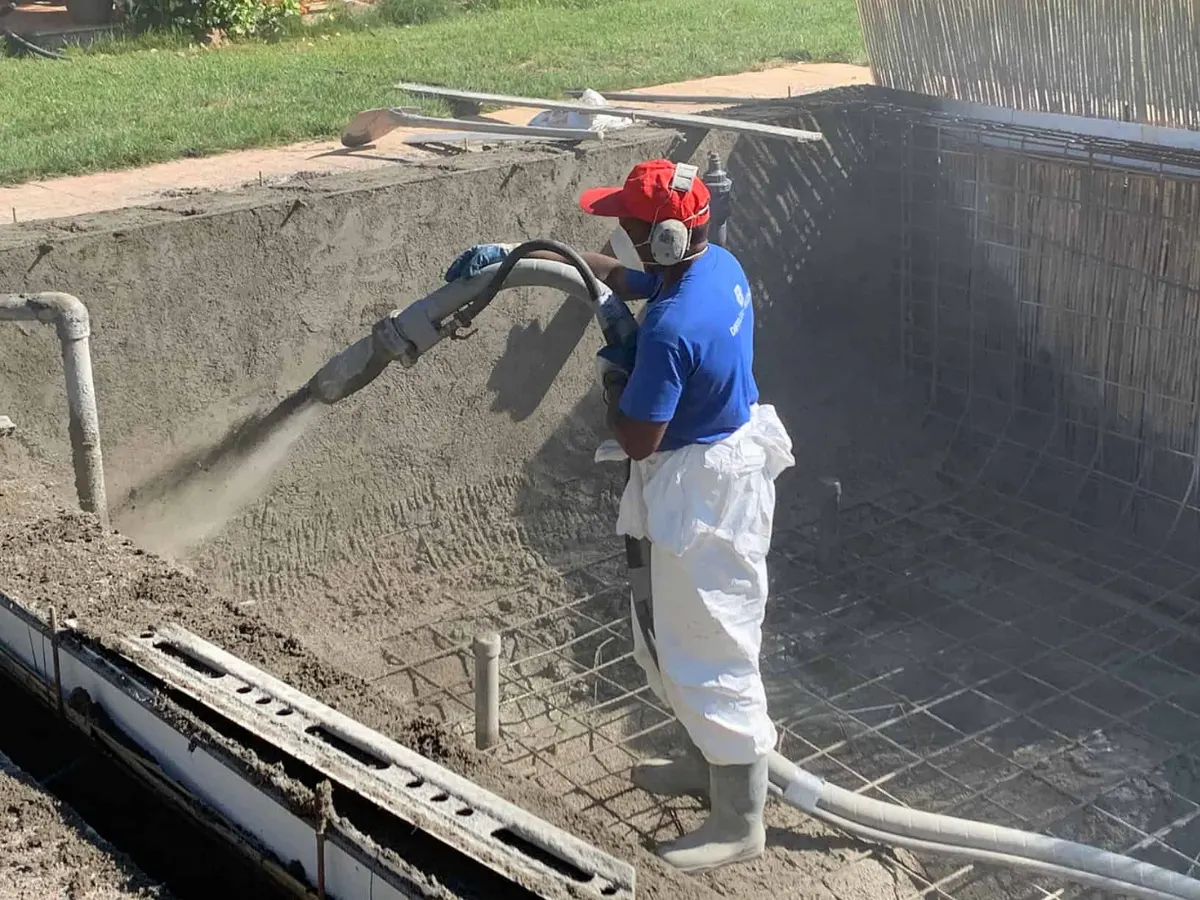 Rénovation et Étanchéité de Piscine à Agadir